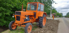 Vand tractor utb650 foto