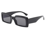 Ochelari de soare pentru dama RUNhuis, plastic, negru, 14,5 x 4,1 x 14,3 cm