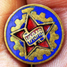 I.906 INSIGNA STICKPIN UNGARIA VASAS h16mm email