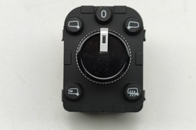 Comutator de reglare oglinda AUDI Q8 4MN 2024 OEM: 4N0959565 | 31869829 foto
