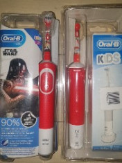 Periuta electrica oral b braun copii star war foto