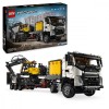 Camionul FMX si excavatorul electric EC230 de la Volvo, LEGO&reg;