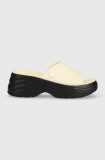 Cumpara ieftin Crocs papuci Skyline Slide femei, culoarea bej, cu platforma, 208182