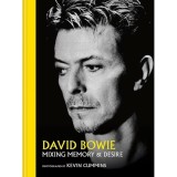 David Bowie Mixing Memory &amp; Desire, Kevin Cummins