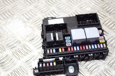 Modul panou de siguranțe JAGUAR I-PACE X590 2020 OEM: M9D3-14N030-AB,DH22-14B192-AA 17724400 foto