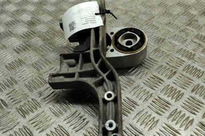 Suport motor dreapta AUDI E-TRON GT 2022 OEM: 9J1413358A | 23534816 foto