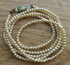 Colier perle mici de sticla anii &amp;#039; 50 foto
