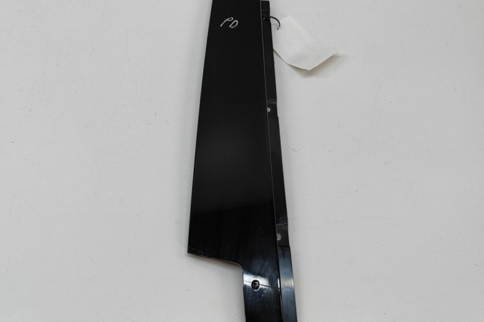 Ornament vertical ușă dreapta față PORSCHE CAYENNE Coupe 9YB 2023 OEM: 9Y3837902B,9Y3837902 | 30747398