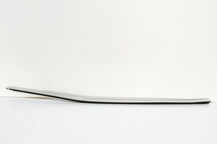 Chedar geam ușă dreapta spate VOLVO XC60 2010 OEM: 31371114 14466110