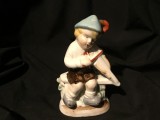 Decor / Vintage / Colectie - Bibelou din portelan copil cu vioara !