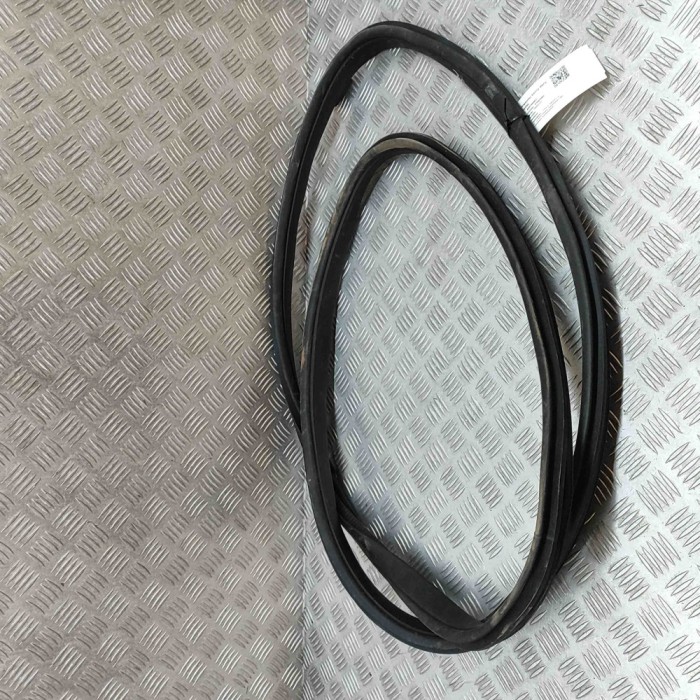 Garnitura ușă st&acirc;nga față TESLA MODEL X 2020 OEM: 1459235-00-F