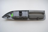 Buton geam ușă dreapta față SKODA OCTAVIA II Combi 1Z5 2010 OEM: 1Z2867172 1901207
