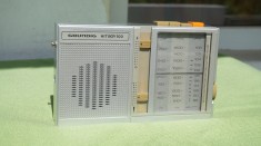 Radio vintage portabil GRUNDIG Hit Boy100 3 Band foto