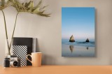Tablou Canvas, "St&acirc;ncile tăcute ale dimineții marine", Cer, St&acirc;nci, Ocean, Reflecție, Plajă, Liniște, Apus, Orizont, Frumusețe, Natură, 26 x 39 cm, CM
