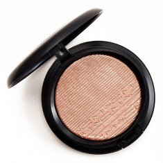 Pudra iluminatoare MAC Extra Dimension Skinfinish Lumiere Nuanta Superb