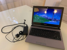 Laptop Asus Procesor AMD 1.65 GHz dual core RAM 4 GB HDD 320 GB Diagonala 13.3?? foto