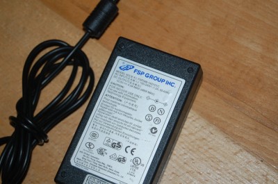 Alimentator FSP GROUP 12V 4A 48W model FSP048-1AD101C mufa 5.5*2.5mm foto