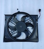 GMV radiator electroventilator Bmw Seria 3 E46, 1998-2006 (320d), Motorizare 2.0 D Diesel, tip climatizare Cu/fara AC, dimensiune 220W/420mm, 3 pini,