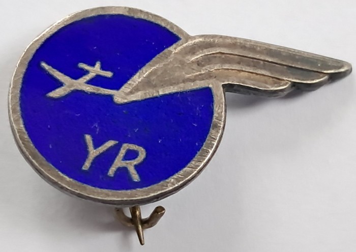 Prima insigna de planorism R.P.R , aviatie si spatiu
