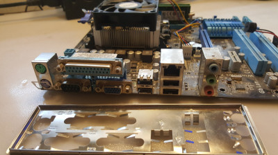 kit AMD athlon II 250 dual core socket AM3 / ASUS M4N68T-M V2 / 4 gb ddr3 foto