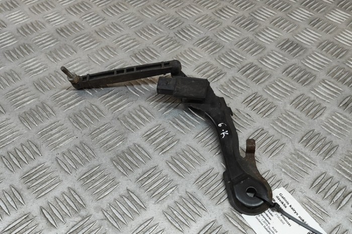 Senzor de nivel &icirc;nălțime st&acirc;nga spate AUDI A6 4A2, C8 2019 OEM: 4K0907504 29855570
