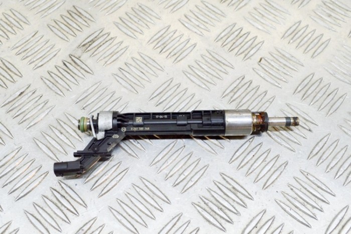 Injector de combustibil AUDI A5 Sportback F5A 2017 OEM: 0261500268,06M906036K,06M906A01 13146813