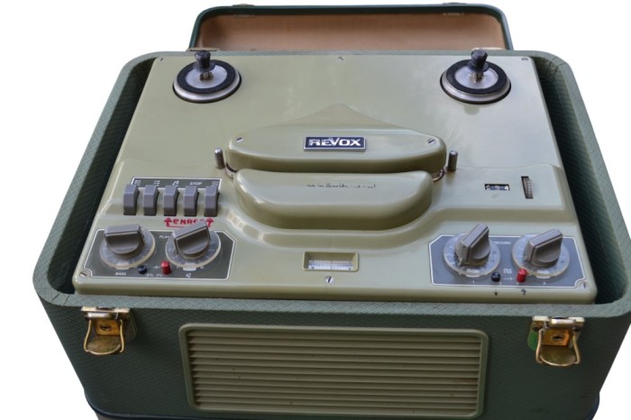 Magnetofon Revox F 36 +manual