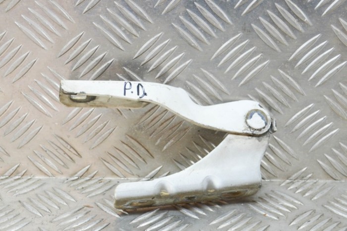 Balama capota dreapta față FORD TRANSIT Furgon 2010 13659344