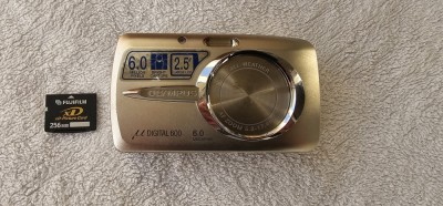 APARAT FOTO OLYMPUS MJU 600 + CARD FUJIFILM 256 MB , FUNCTIONEAZA , foto