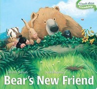 Bear&amp;#039;s New Friend foto