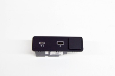 USB JAGUAR F-PACE X761 2022 OEM: L8B2-19E110-CD 15988449 foto