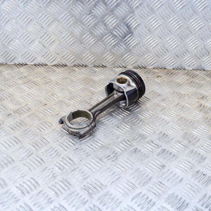 Piston VW PASSAT B8 3G2 2016 OEM: 04L107065A | 3474420