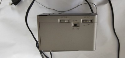 RADIO CU CEAS SONY ICF- C50 FUNCTIONEAZA RADIO PE FM-MW , CEASUL NU FUNCTIONEAZA ARE DISPLAY SPART . foto