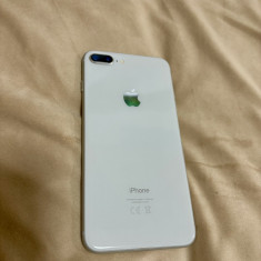 iPhone 8 Plus Neblocat 64GB