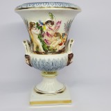 Vaza, vas decorativ portelan vintage CAPODIMONTE - ITALIA