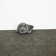 Claxon AUDI A5 Cabrio 8F7 2010 OEM: 8K0951221 | 3519045