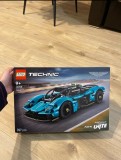 Lego Technic Aston Martini Valkyrie nou SIGILAT