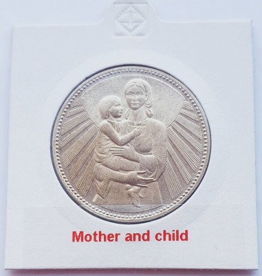 357 Bulgaria 25 Leva 1981 Mother and Child km 134 argint foto