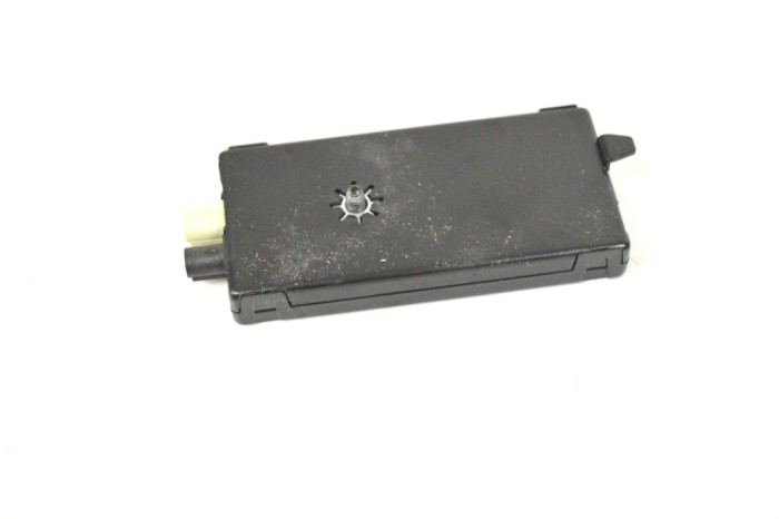 Amplificator de antena BMW X3 G01, F97 2020 OEM: 9389614 | 13654371