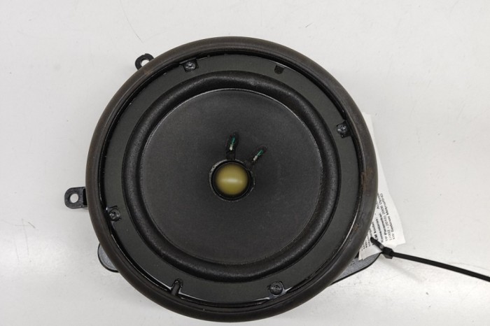 Difuzor ușă dreapta spate AUDI A8 D3 4E2, 4E8 2006 OEM: 4E0035411H,280381001 | 30255113