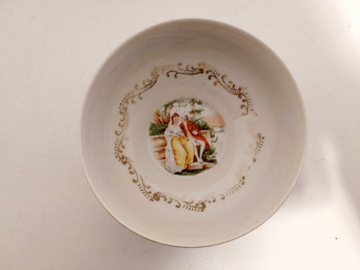 Bol de portelan Pates et Emaux de Limoges, vintage, imagine romantica