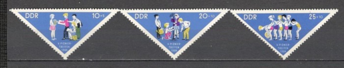 D.D.R.1964 Intalnirea cu pionierii SD.146