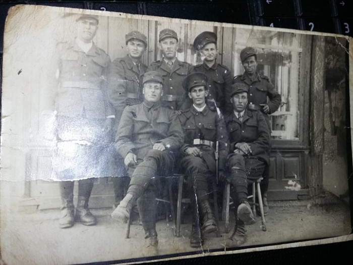 Fotografie veche grup de militari,sergenti,caporali,Amintiri din Militarie,T.GRA