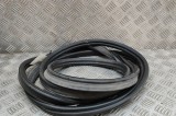 Garnitura de cauciuc haion PORSCHE MACAN 95B 2014 OEM: 95B.827.705.B,95B827705B 26836294