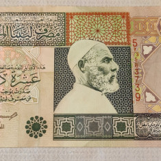 Libia - 10 Dinars / dinari (2002) în centru Omar el-Mukhtar