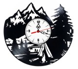 Ceas de perete decorativ Munte Camping din disc de vinil, Negru, 30 cm, Mecanism Silentios Quartz