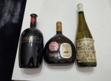 Lot vintage de 3 vinuri diferite