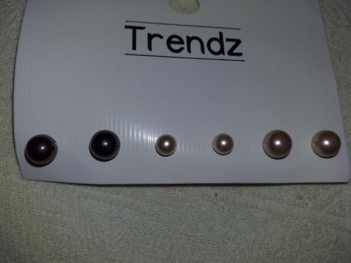 SET TRENDZ: 3 PERECHI CERCEI PERLE