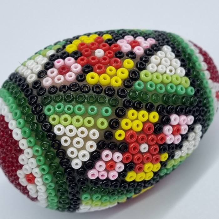 Ou cu margele - decor