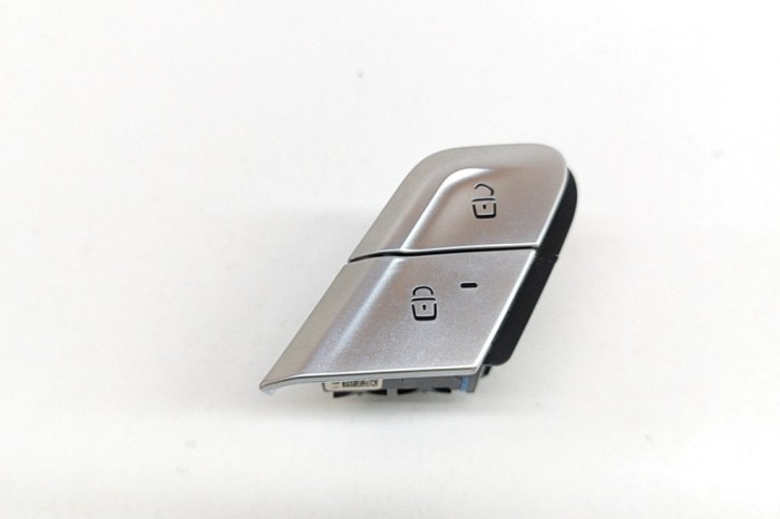 Comutator &icirc;nchidere centralizată MERCEDES-BENZ EQS V297 2023 OEM: A2239052405 27369513